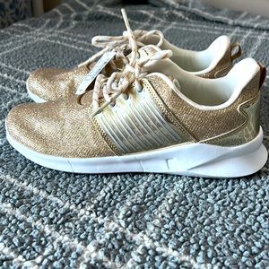 NWT girls gold sparkle sneaker